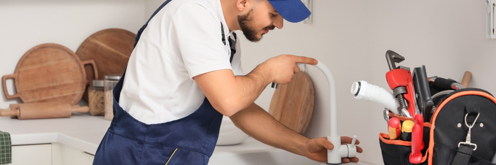 Blocked drain cleaning service by Werribee plumber